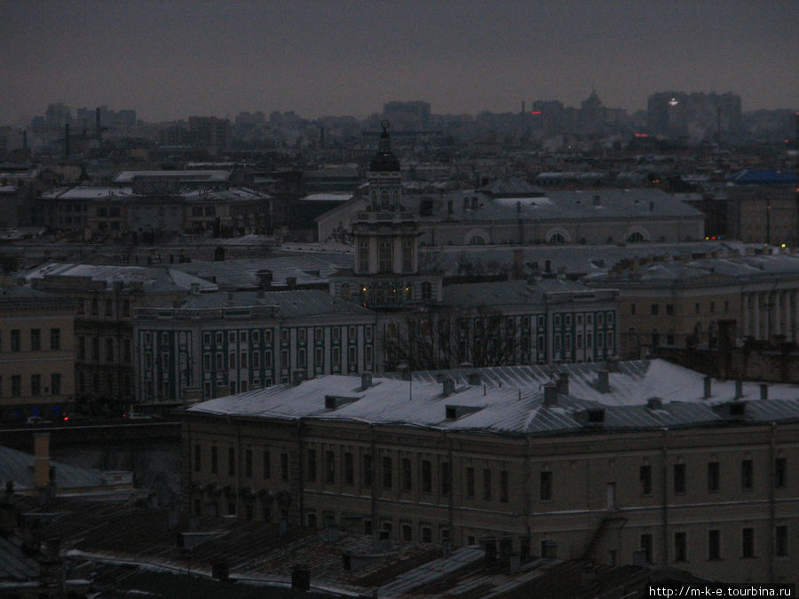 Кунсткамера — бело-зеленое здание Санкт-Петербург, Россия