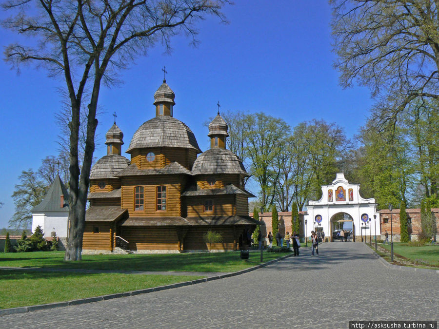 Креховский монастырь Крехов, Украина