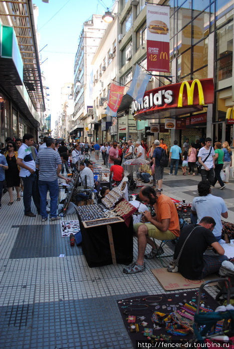 Флорида: мир уличной торговли Буэнос-Айрес, Аргентина