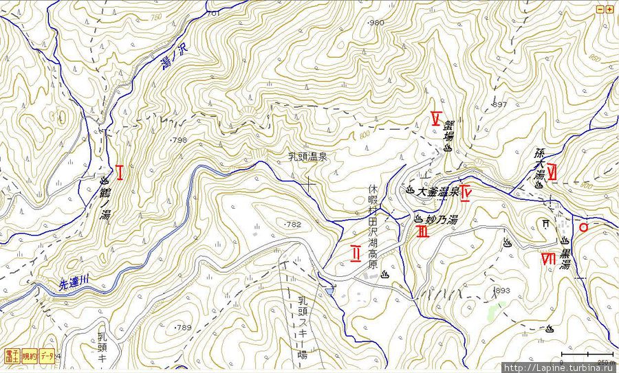 Топографическая карта Нюто Онсэн:
I — Цуруною (к юго-западу за пределами карты находится новое крыло Цуруною — Яманоядо),
II — Кюкамура,
III — Таэною,
IV — Огама, 
V — Ганиба, 
VI — Магороку, 
VII — Курою (в красный кружок обвела нашу ханару :) ) Сэнбоку, Япония