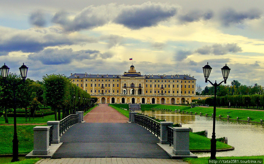 Президентский дворец в Стрельне