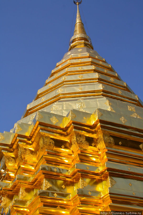 Ват Пхра Тхат Дой Сутхеп Чиангмай, Таиланд