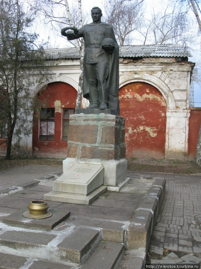 Памятник Кропивницкий, Украина