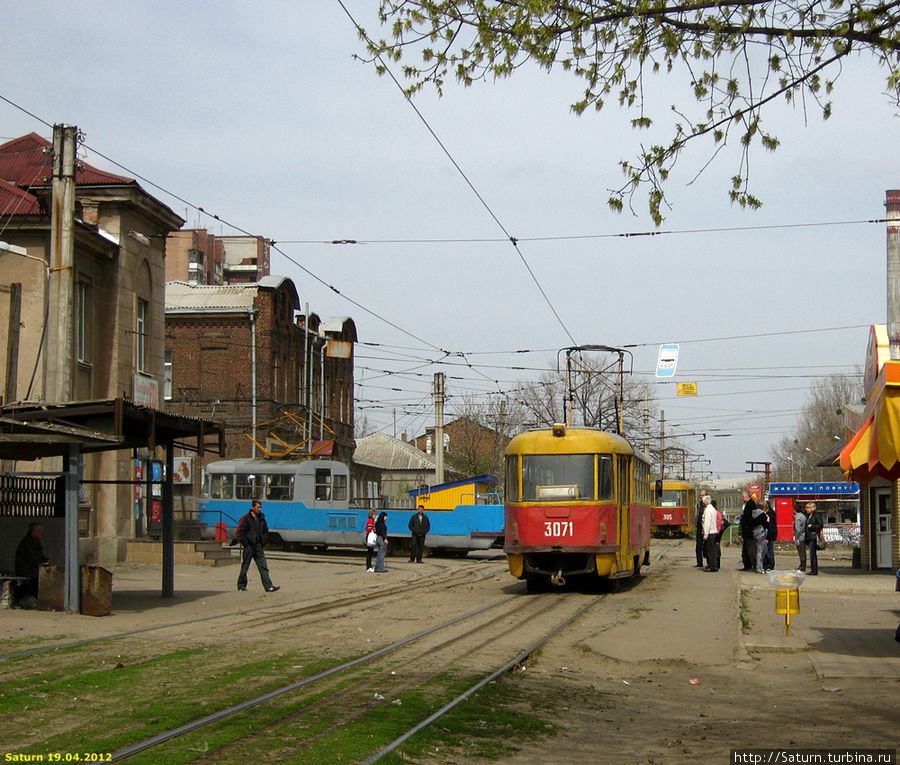 ...сразу за ним последовал вагон №3071 6-го маршурта... Харьков, Украина