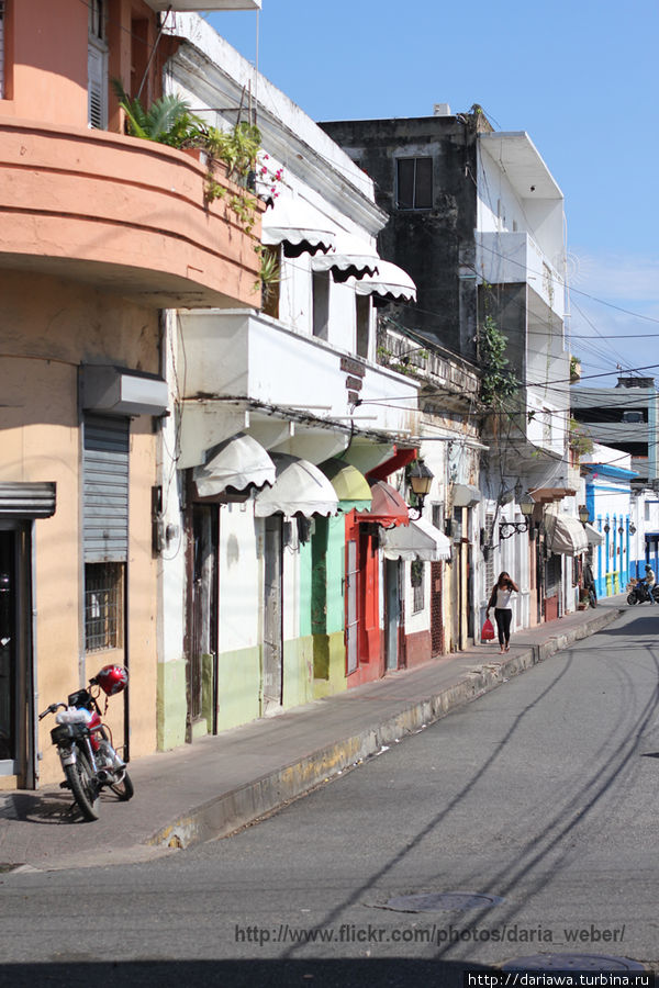 Одна из проблем старого города — отсутствие парковки Санто-Доминго, Доминиканская Республика