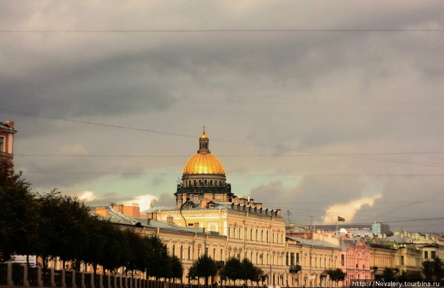 Купол Исакиевского собора Санкт-Петербург, Россия