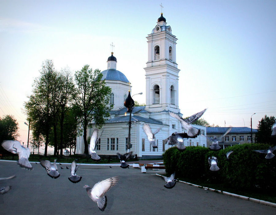 Старинный русский город для успокоения души Таруса, Россия