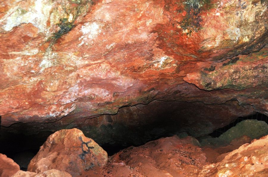 В пещеру без Дон Кихота Руидера, Испания