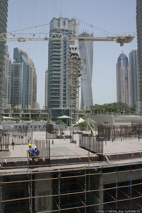 Неприкрощающаяся стройка Дубай, ОАЭ