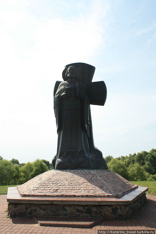 Памятник Кирилу Туровскому Туров, Беларусь