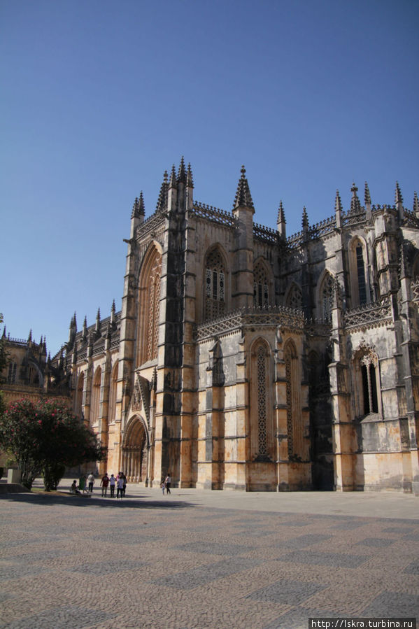 Монастыри Португалии - Санта Мария да Витория в Баталье