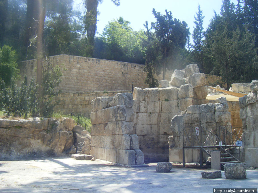 В византийскую эпоху Эммаус — Никополь был важным городом с епископским престолом. Латрун, Израиль