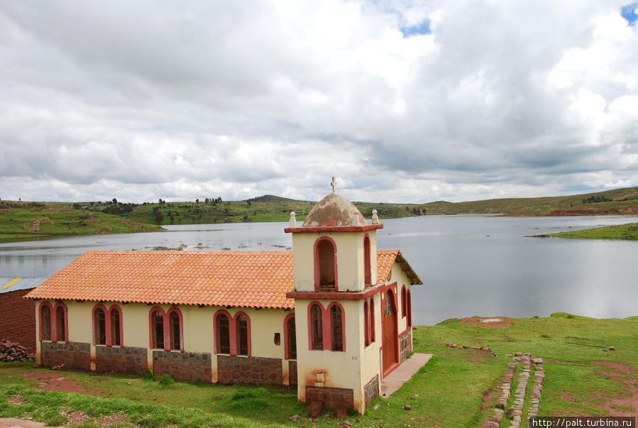 Лагуна Умайо — озеро небесной красоты Пуно, Перу