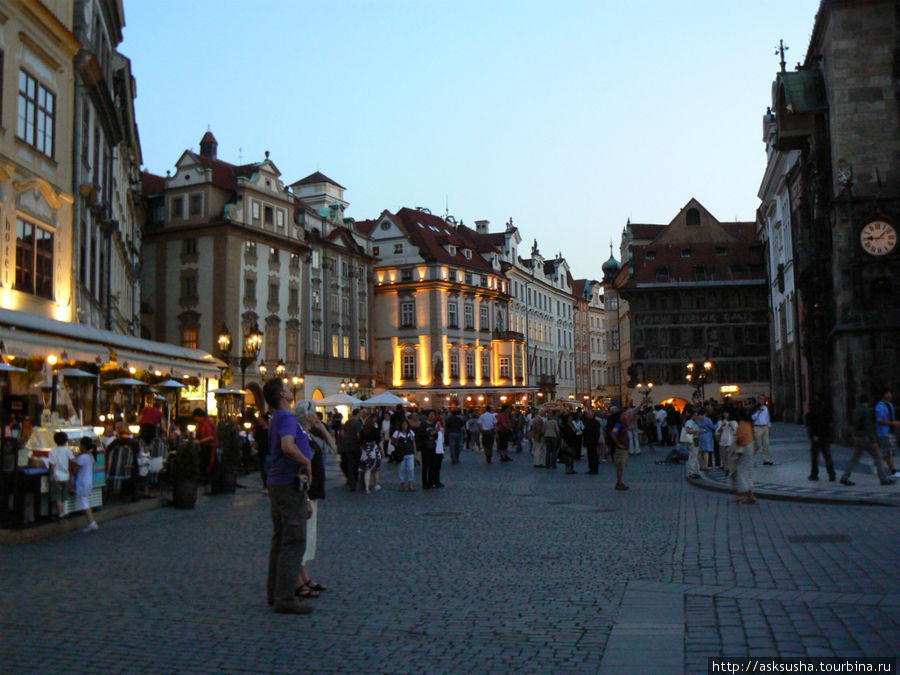 Вечер на Староместской площади Прага, Чехия