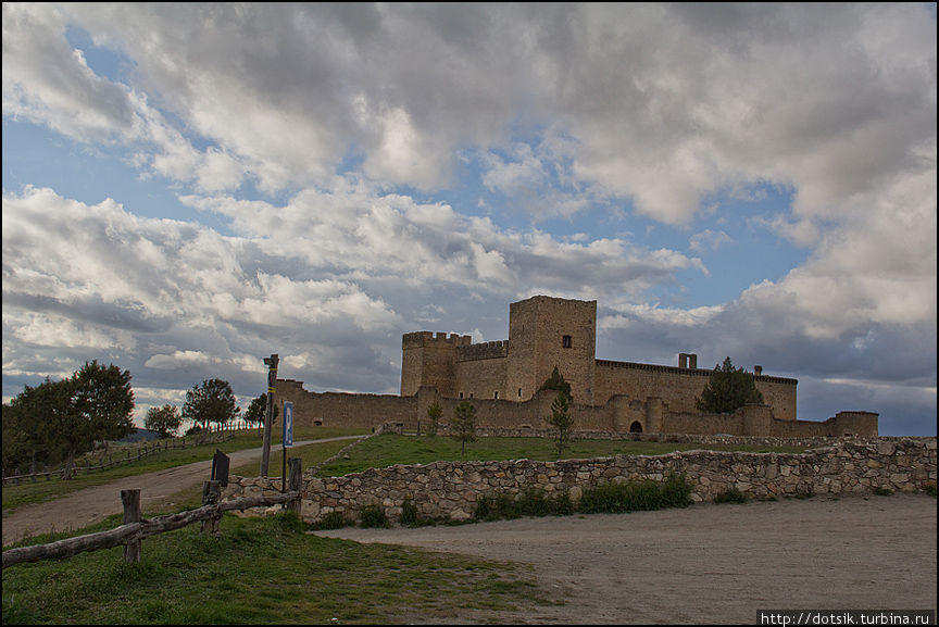 местный castillo Педраса, Испания