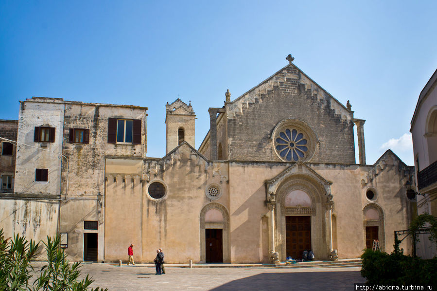 Базилика Святой Катерины Галатина, Италия