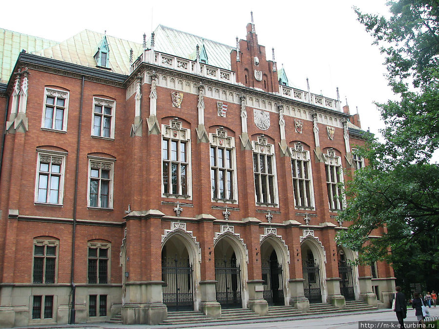 Старое здание университета Краков, Польша