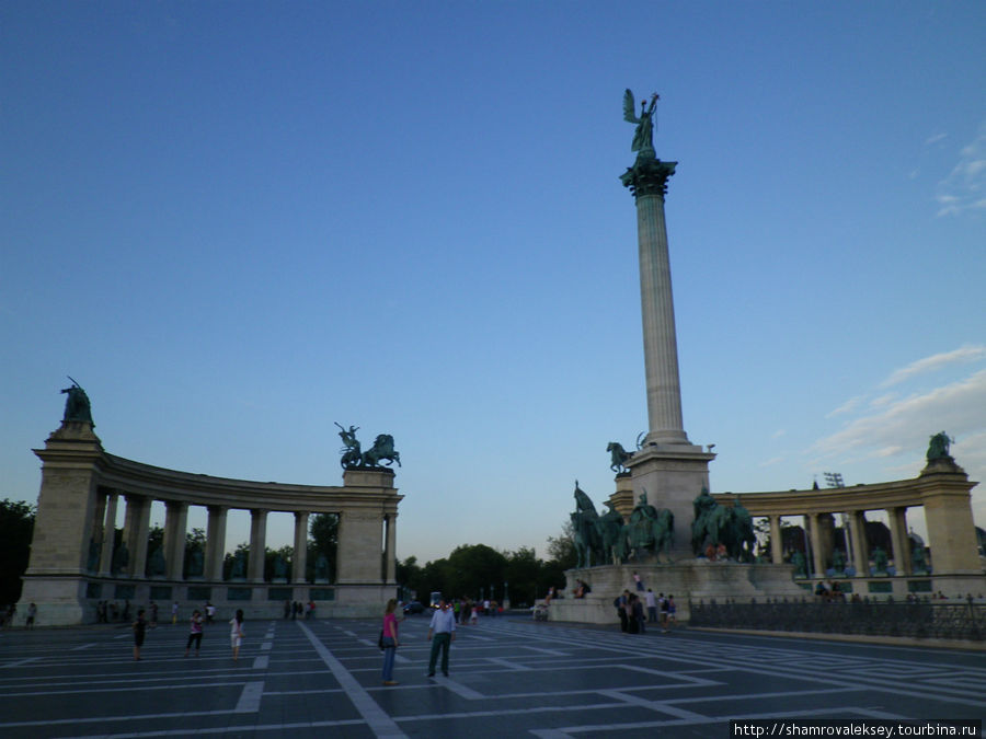 Монумент Тысячелетия на площади Героев Будапешт, Венгрия