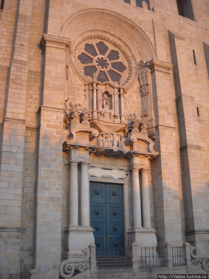 Врата Порту, Португалия