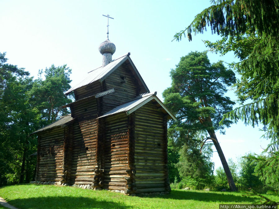 Оплот деревянного зодчества близ Новгорода Великий Новгород, Россия