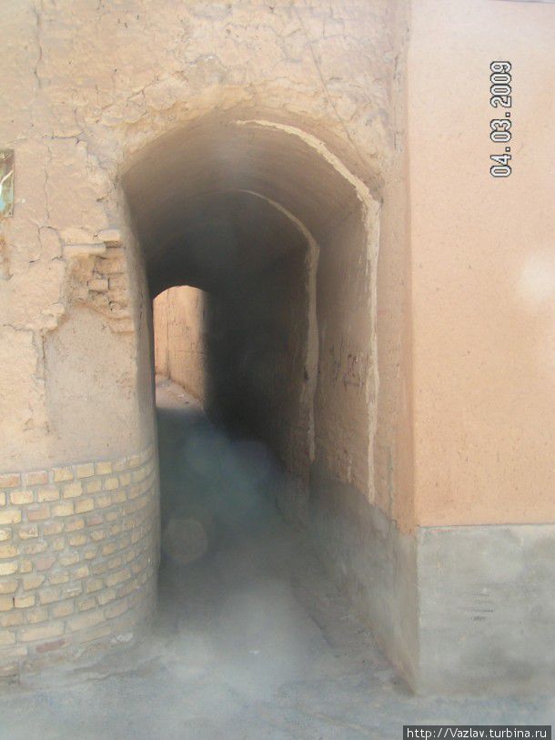 Подворотня по-местному Йезд, Иран