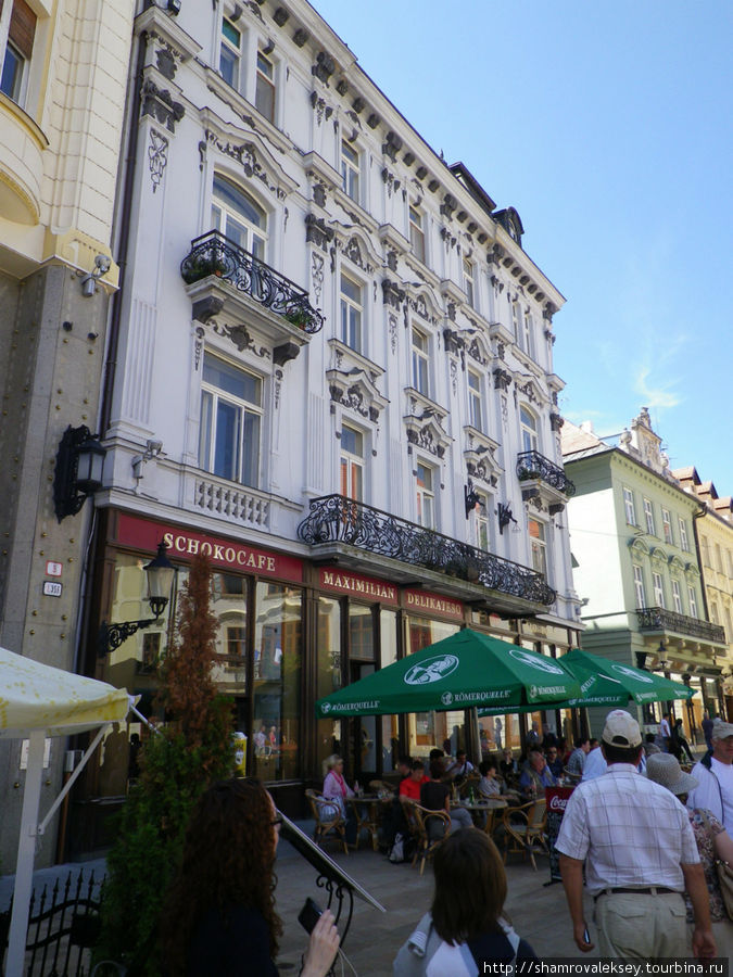 Братислава. Люди и куклы Братислава, Словакия