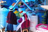 Опять шляпки и косички радуют глаз
Перу, рынок в Куско, февраль 2012 года