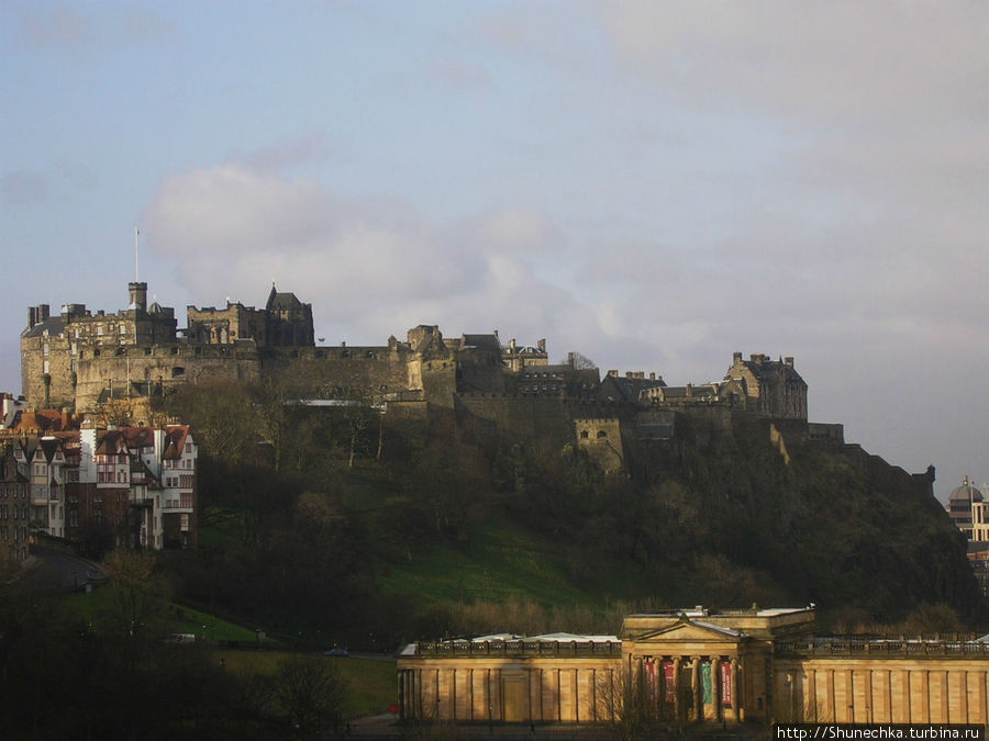 Эдинбургский замок. Шотландия, Великобритания