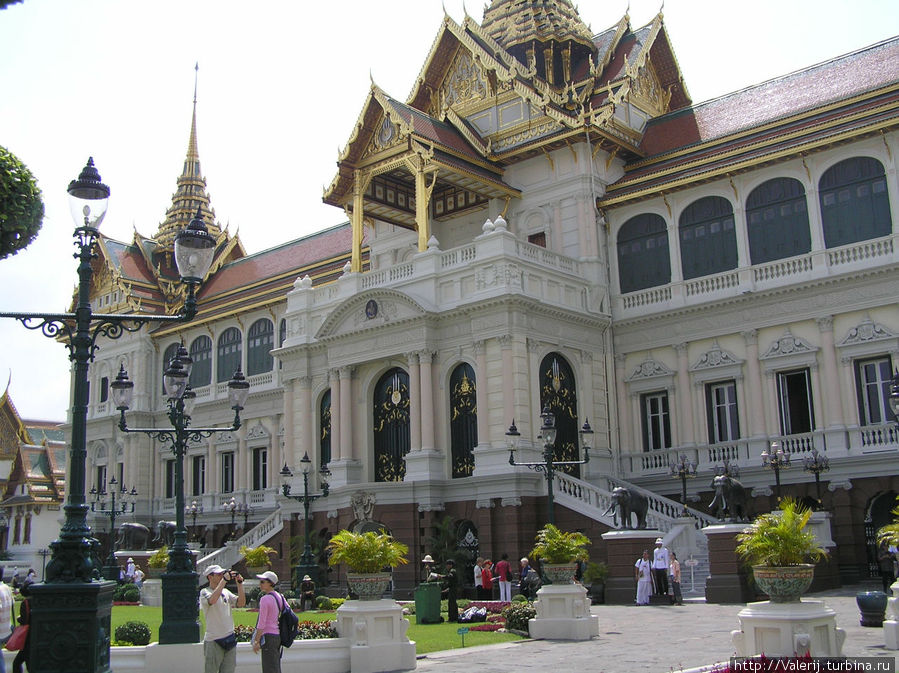 Королевский Дворец. Зал дипломатических приемов. Бангкок, Таиланд