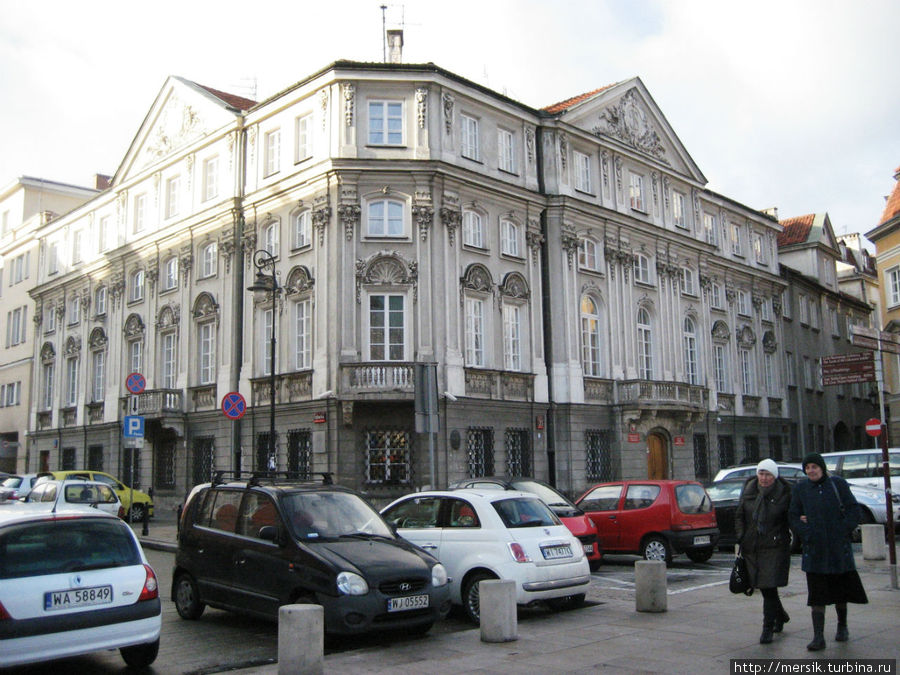 Дворец Веселей.Известен также как дворец Островских или Старой почты Варшава, Польша