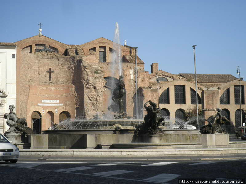 Площадь Республики и Термы Диоклетиана Рим, Италия