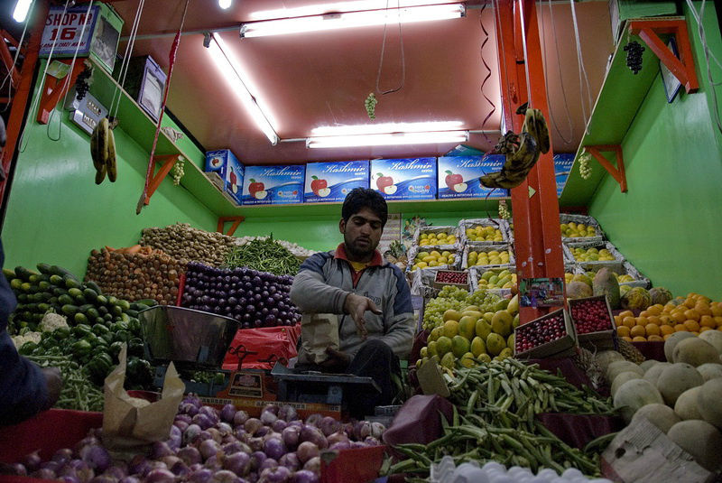 Весь Центральный Колхозный Рынок в руках у кашмирцев. Лех, Индия