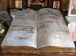 Косуэць. Каменная книга у целебного источника в монастыре.