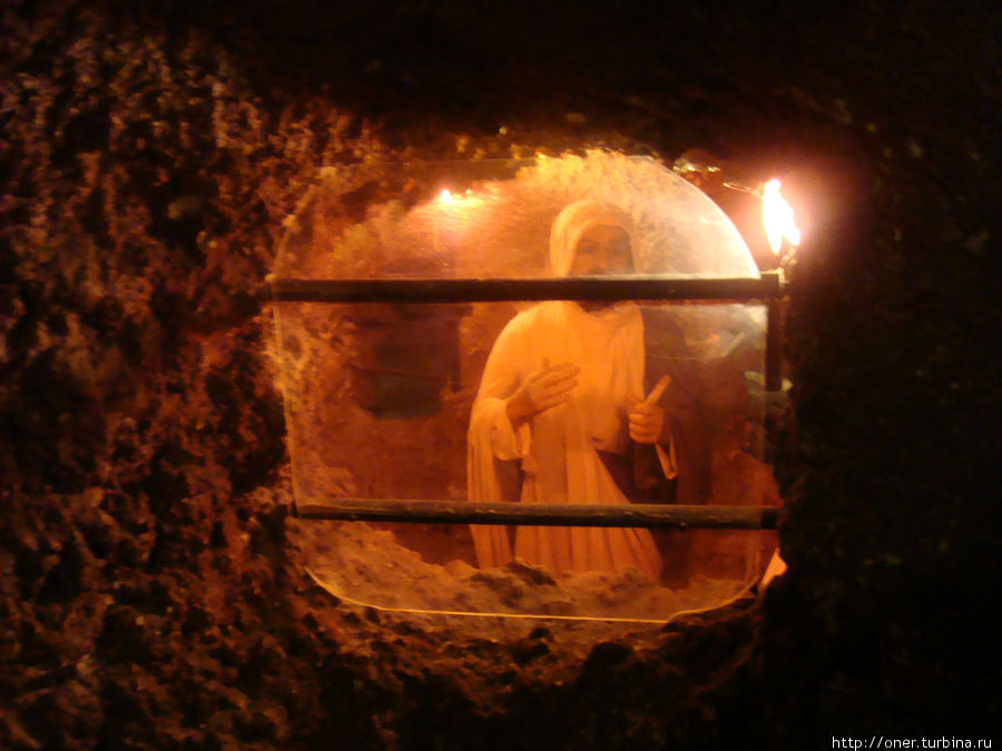 древние христиане в катакомбах Библ, Ливан