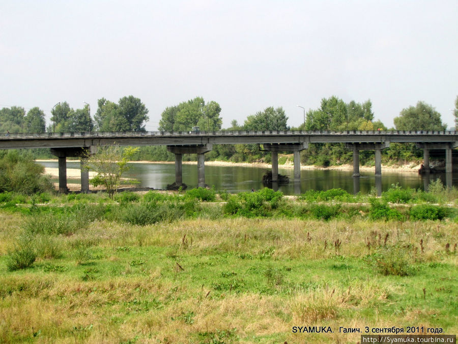 Автомобилтный мост. Галич, Украина
