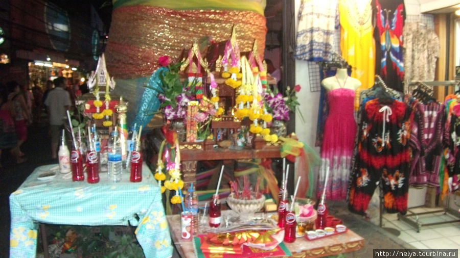 Буддизм и древние духи Паттайя, Таиланд