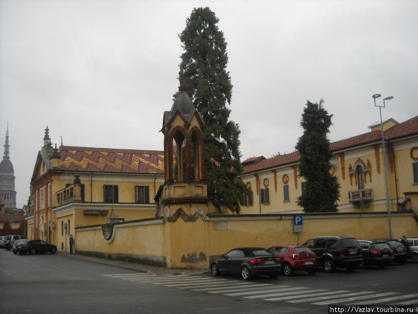 Бывший монастырь Новара, Италия