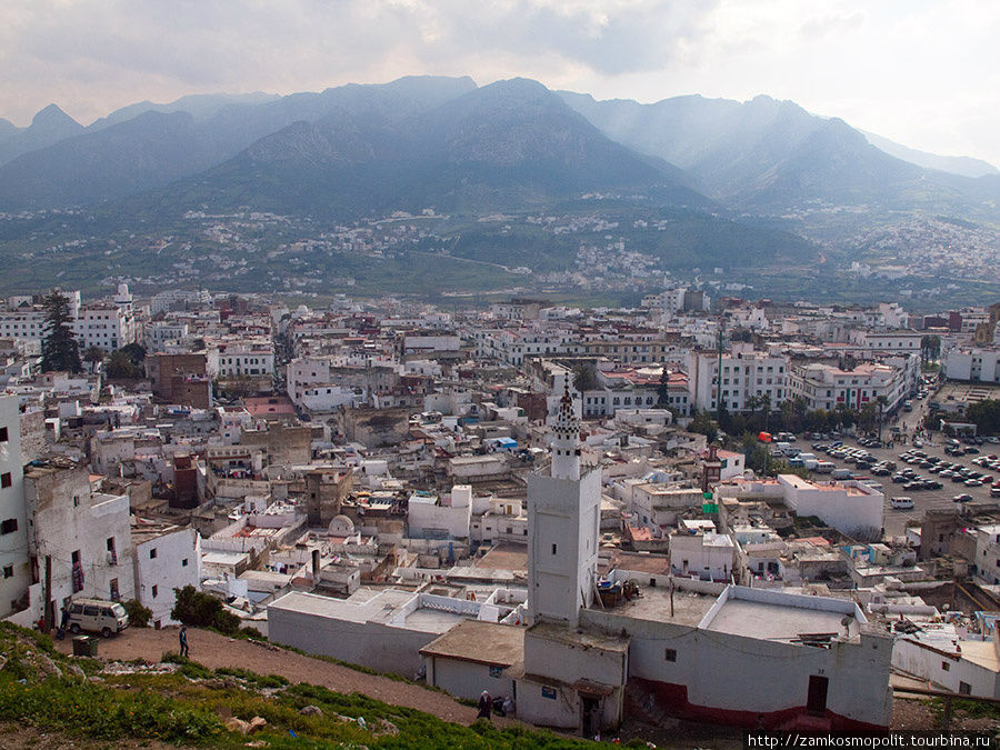 Тетуан был в начале 20го века центром испанских владений на севере Марокко Марокко