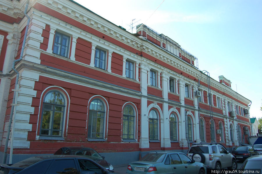 Здание биржи Саратов, Россия