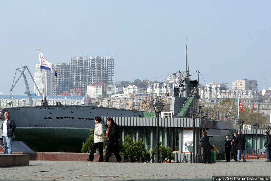 Внутри подводной лодки Владивосток, Россия