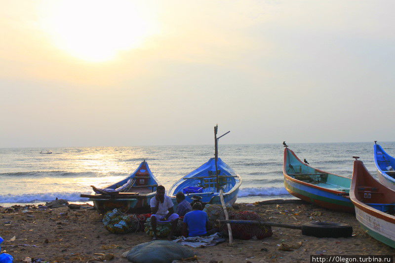 Рассвет на берегу Каньякумари, Индия