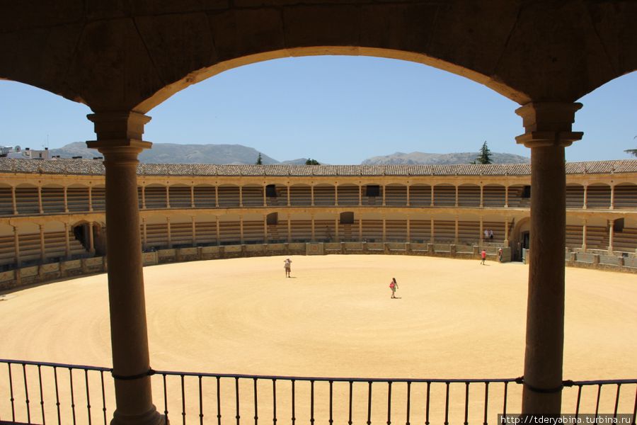 Одна из самых старинных арен для корриды в городе Ронда Андалусия, Испания