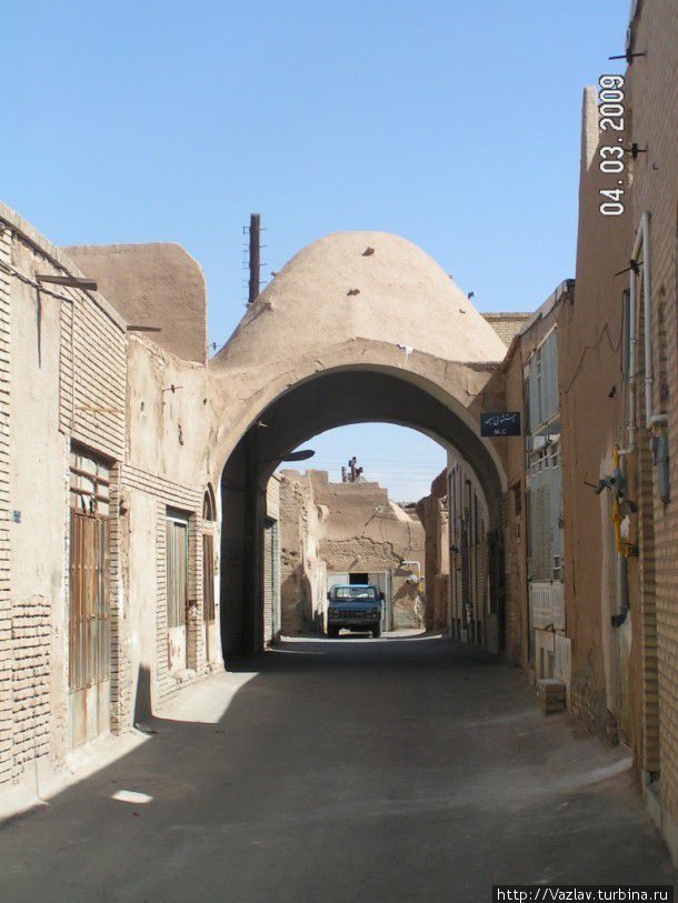 Шапка Йезд, Иран