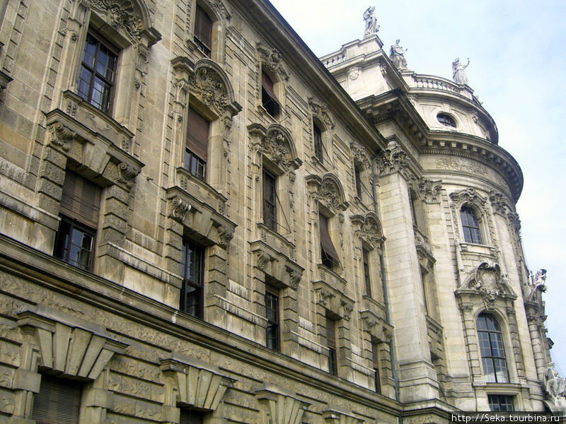 Дворец Юстиции Мюнхен, Германия