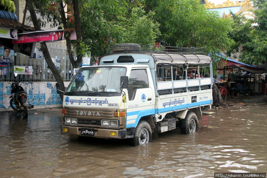 Мир без виз — 395. Наводнение Мандалай, Мьянма