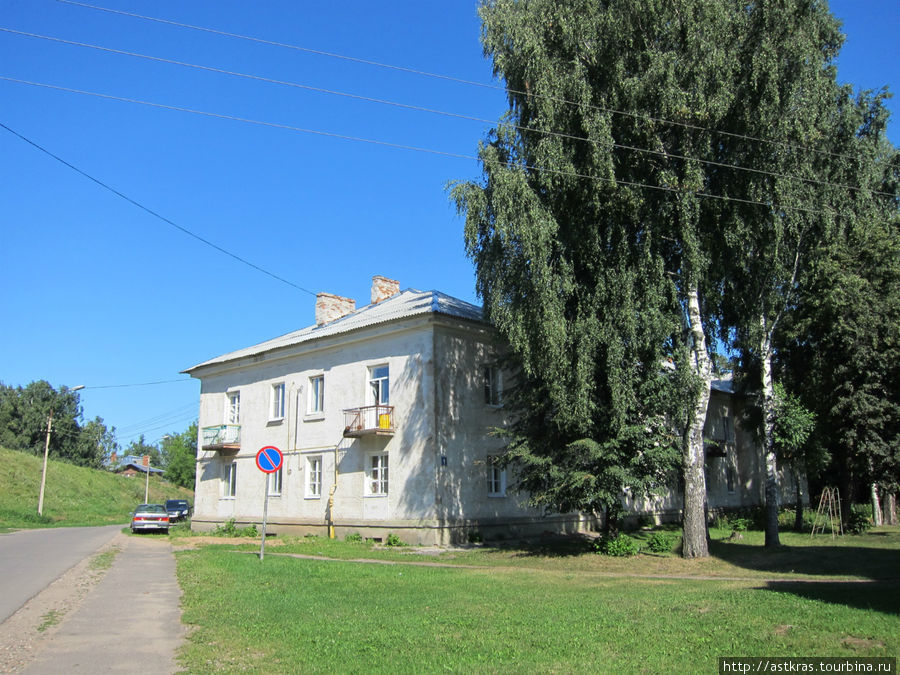 жилые дома вблизи собора Переславль-Залесский, Россия