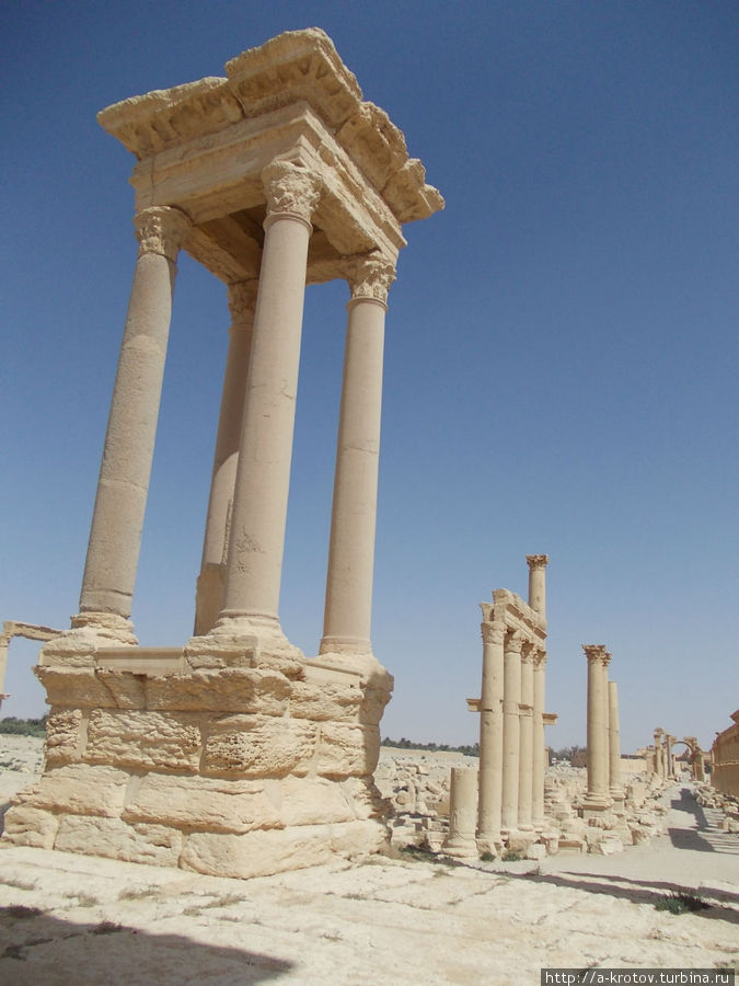 тут я когда-то ночевал, лет десять назад Тадмур (Пальмира), Сирия