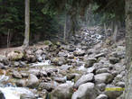 Река Муруджу, берет начало высоко в горах.