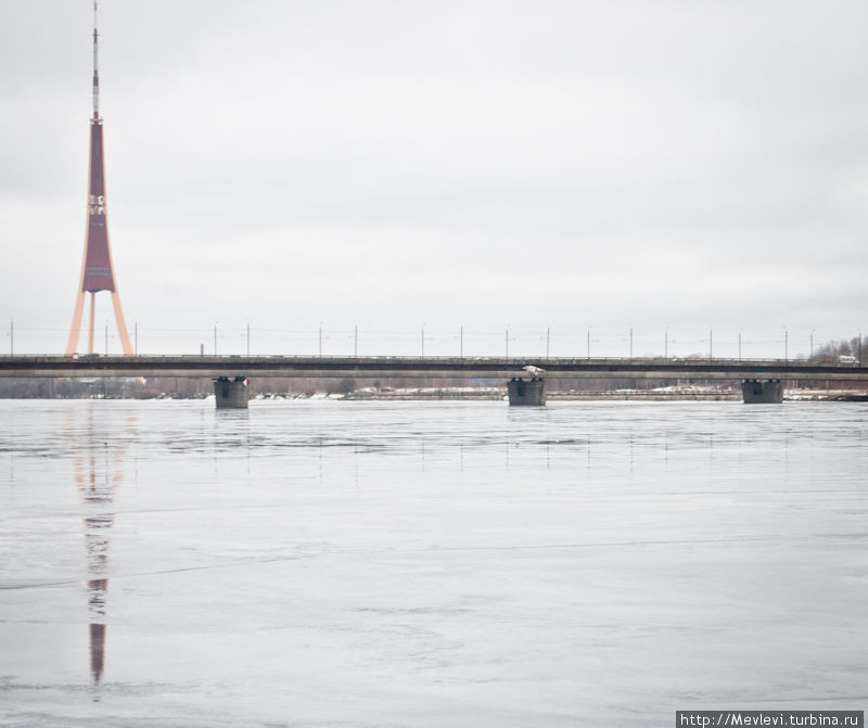 Даугава во льду Рига, Латвия