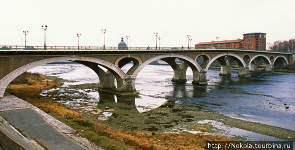 Мост Сен-Пьер через Гаронну Тулуза, Франция